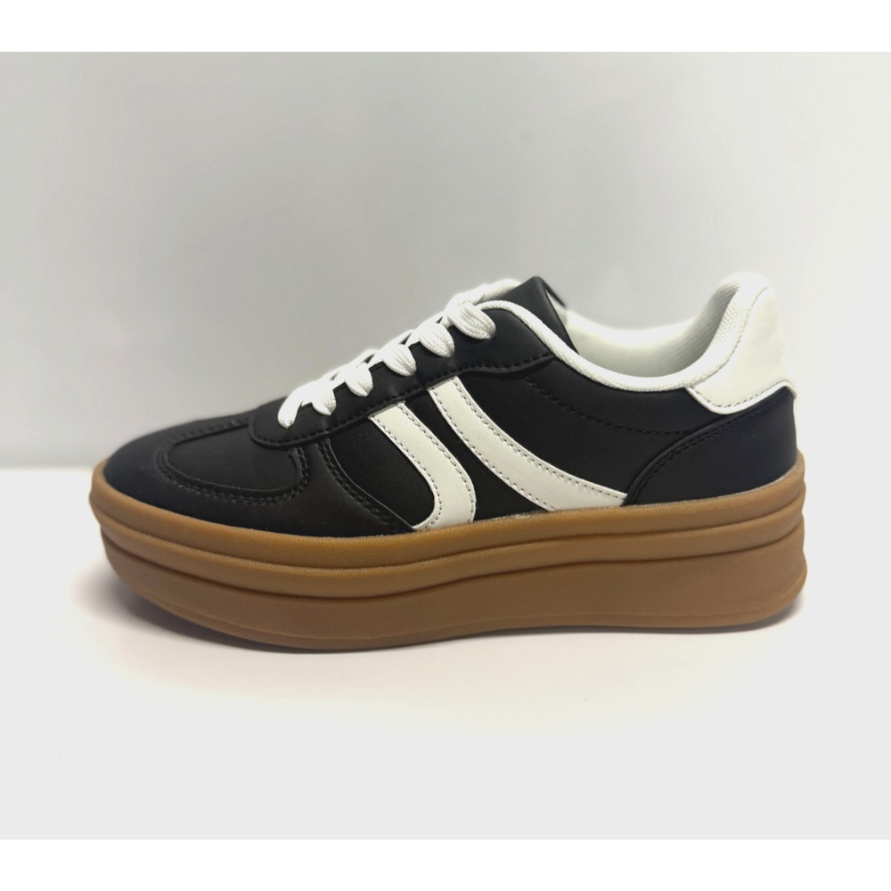 LA SHEELAH Platform Sneaker tennis shoes Women's size 6 Black and White NEW